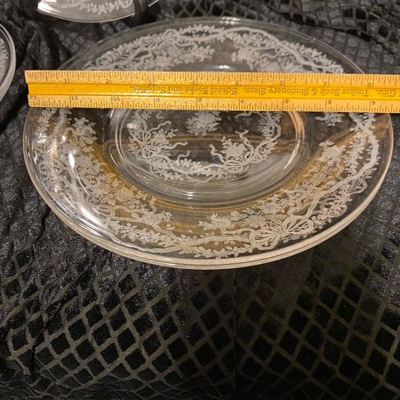 Gorgeous Fostoria Etched with Bows and flowers plates set of 5 - Picture 5 of 5